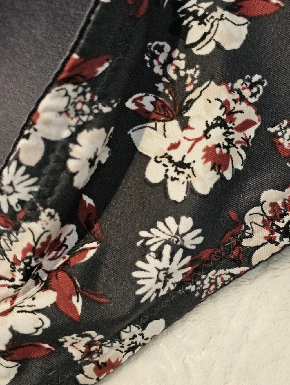 Dark Floral Underwire T-Shirt Bra | Padded Molded Cups | Size 42D